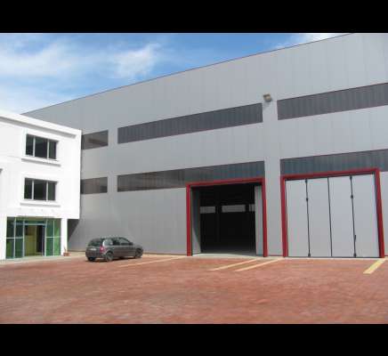 Tirana_Magazina_3000m2